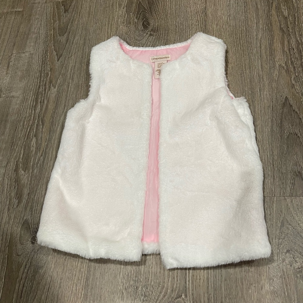 🦉 Catherine Malandrino girls white faux fur vest size 7/8